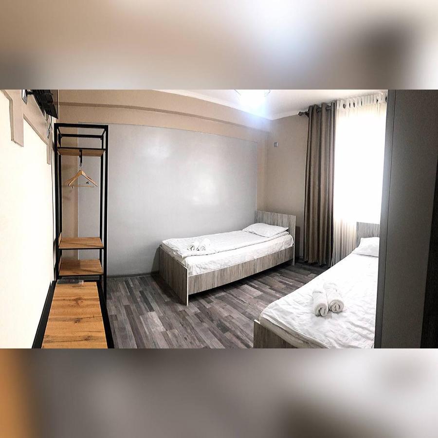 Ave Hotel Ош Екстер'єр фото
