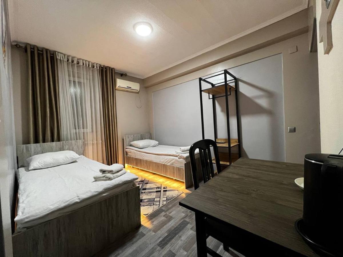 Ave Hotel Ош Екстер'єр фото