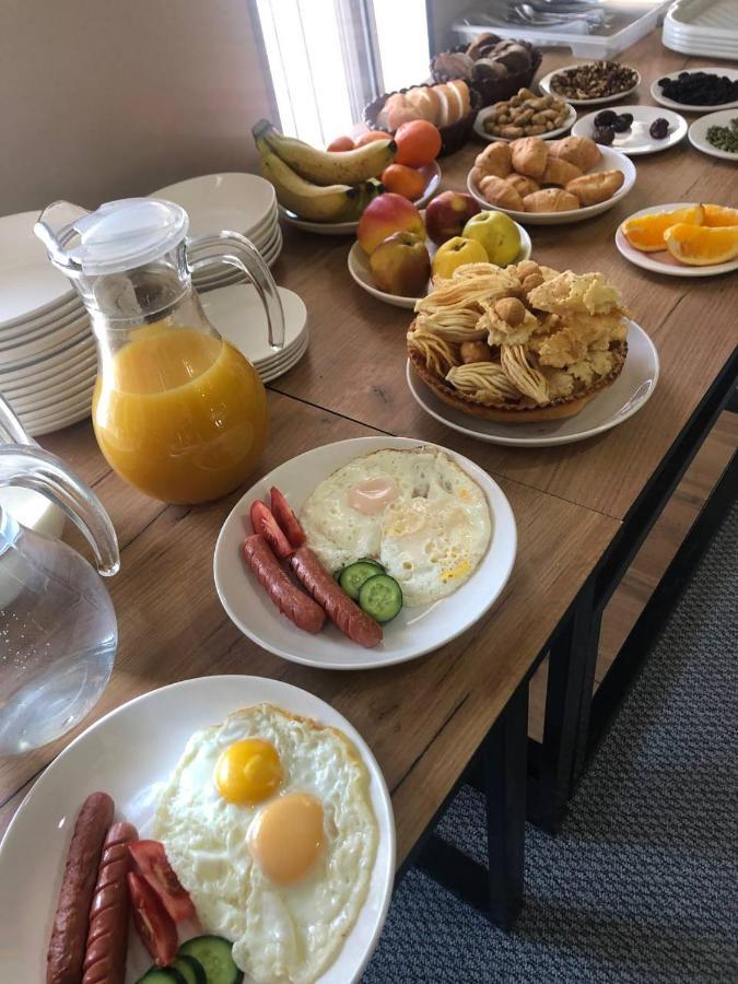 Ave Hotel Ош Екстер'єр фото